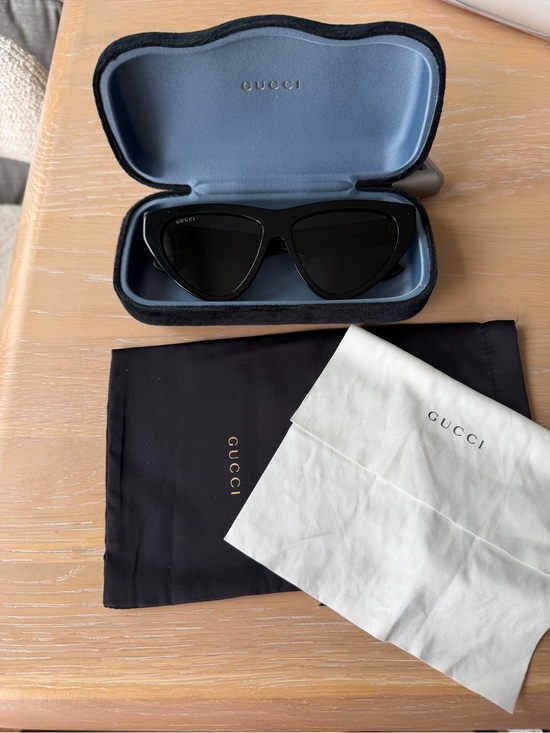 Gucci Accessories - Gucci Black Cat-Eye Sunglasses with Case